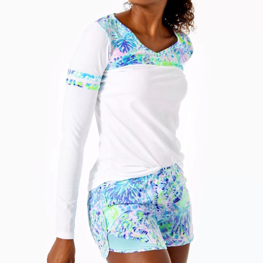Lilly Pulitzer ocean trail shorts shell of a party size large
